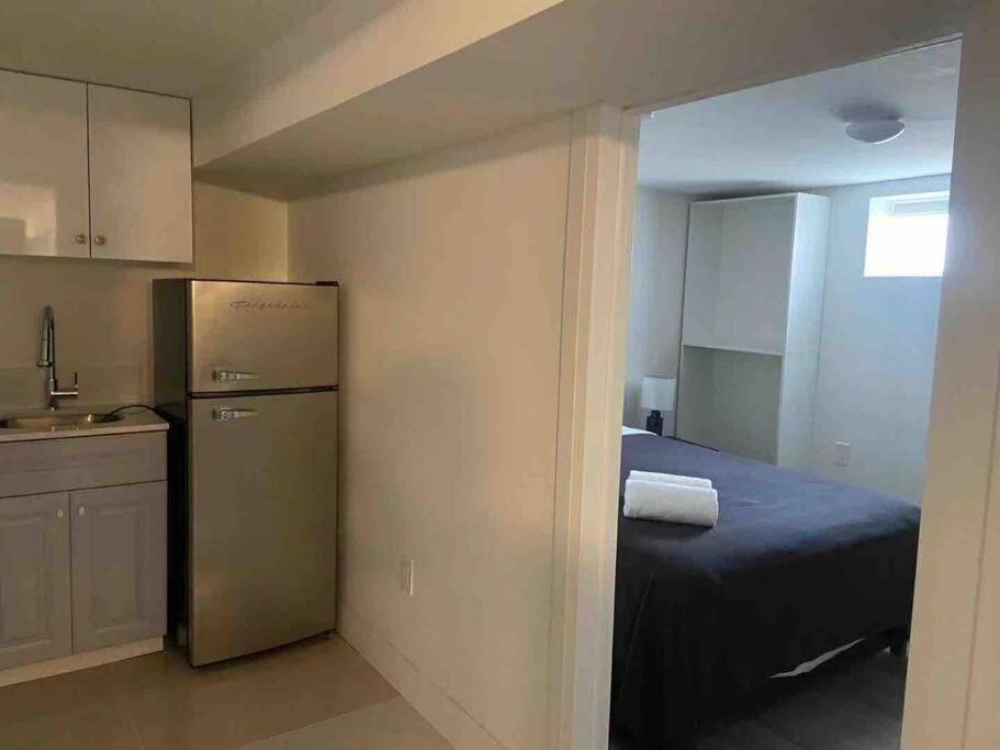 Modern House Newly Furnished 3 Mins Drive To Fall Niagara Falls Eksteriør bilde