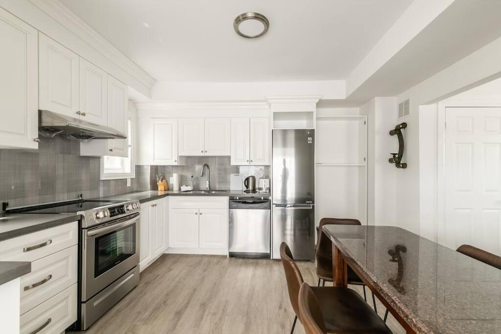 Modern House Newly Furnished 3 Mins Drive To Fall Niagara Falls Eksteriør bilde