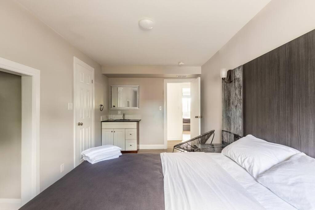 Modern House Newly Furnished 3 Mins Drive To Fall Niagara Falls Eksteriør bilde