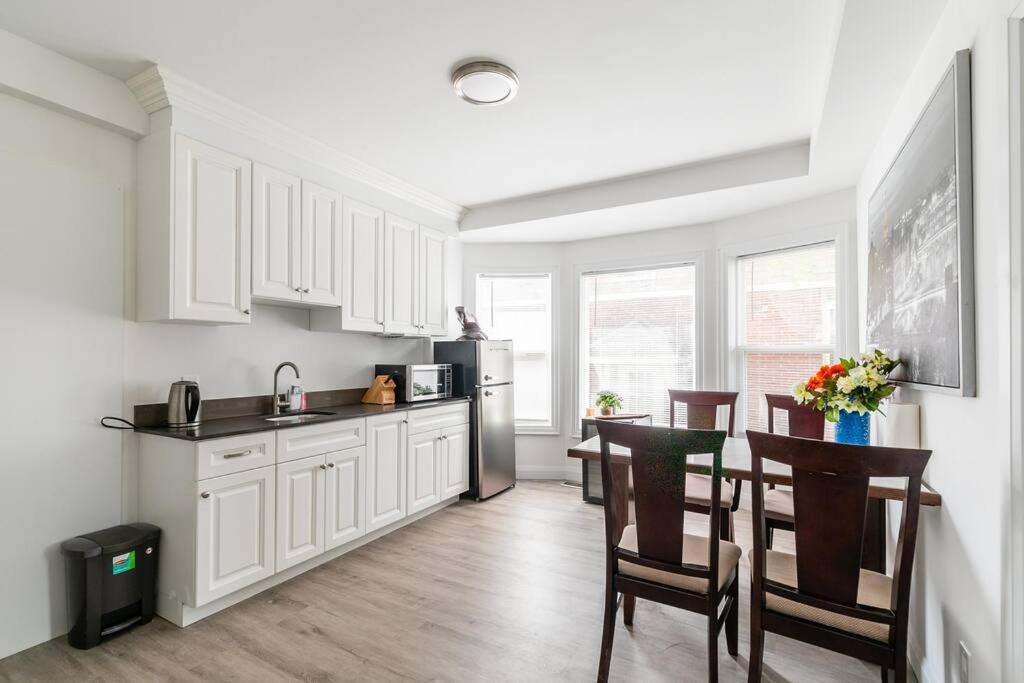 Modern House Newly Furnished 3 Mins Drive To Fall Niagara Falls Eksteriør bilde