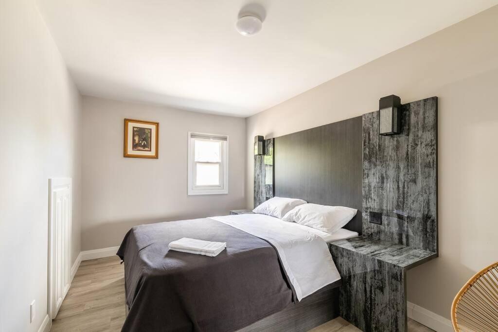 Modern House Newly Furnished 3 Mins Drive To Fall Niagara Falls Eksteriør bilde